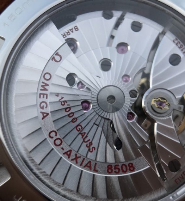 Replica Omega XF Aqua Terra 15,000 Gauss Anti-Magnetic Leather Strap A8500