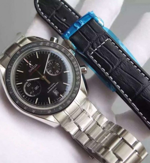 Replica Omega Speedmaster Moonwatch Chrono Dark Side Of The Moon SS Bracelet A9300