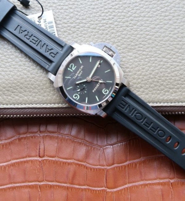 Replica Panerai VSF PAM320 GMT Rubber Strap P.9001 Super Clone