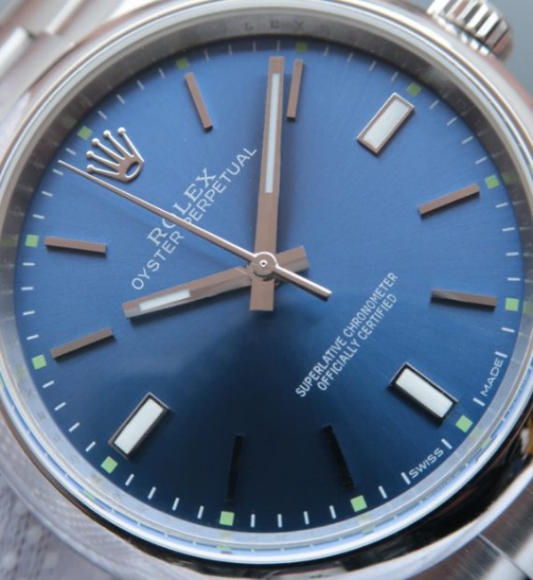 Replica Rolex Oyster Perpetual 39mm 114300 Blue Dial on SS Bracelet SH3132