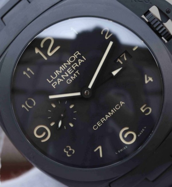 Replica Panerai VSF PAM438 Real Ceramic Ceramic Bracelet P9001