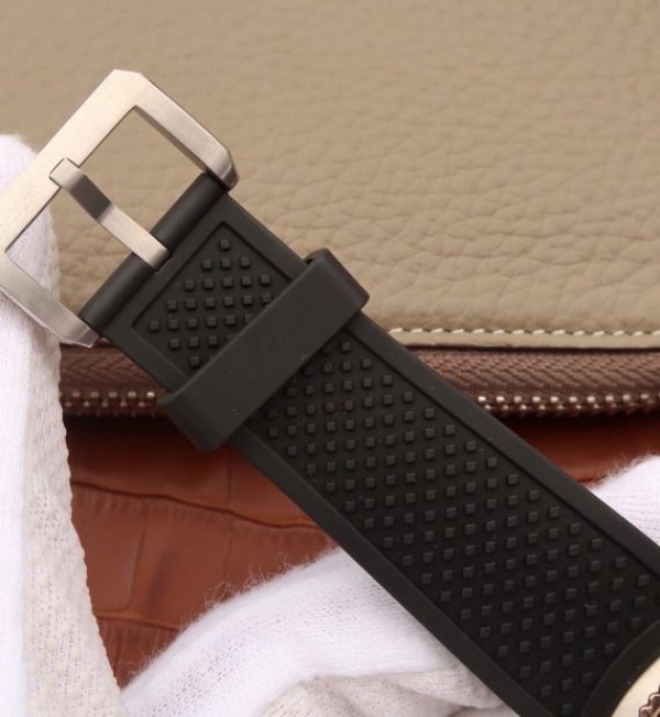 Replica Cartier JJF Calibre De Cartier Diver SS Black Dial RG Bezel Black Rubber Strap A23J