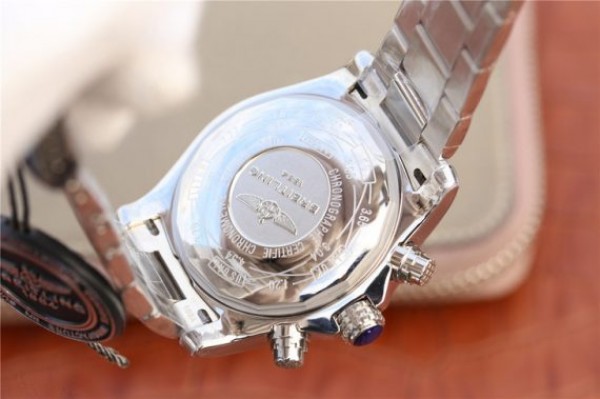 Replica Breitling Avenger II Chronograph 43mm SS GF Gray/White Dial on SS Bracelet A7750