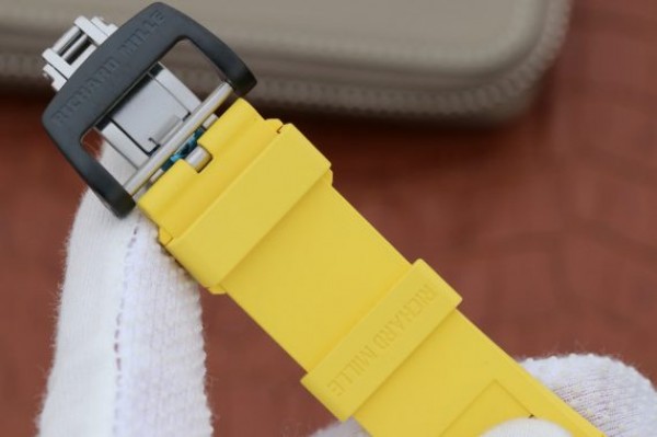 Replica Richard Mille RM035-02 Rafael Nadal FC Titanium Case KVF Skeleton Dial Red Yellow Rubber Strap MIYOTA8215