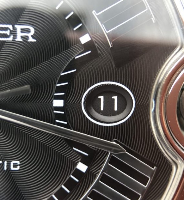 Replica Cartier V6 Ballon Bleu 42mm SS Black Textured Dial SS Bracelet A2892