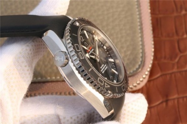 Replica Omega Planet Ocean Professional Ceramic Bezel 45mm OMF Rubber Strap A8500