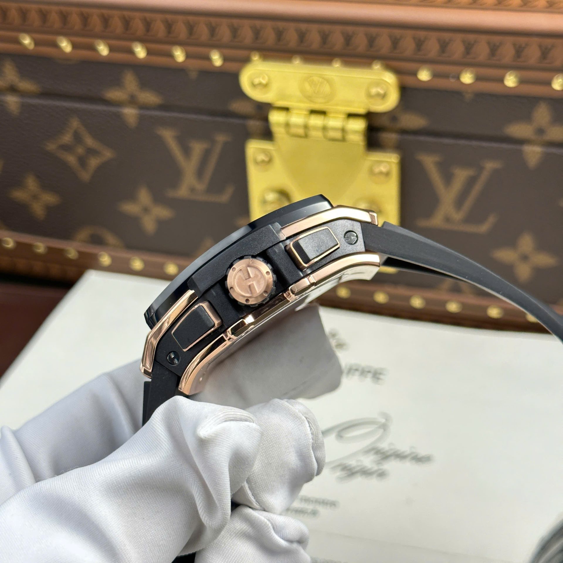 Hublot Spirit Of Big Bang King Gold Replica Watch Bezel Black Ceramic BBF Factory 42mm