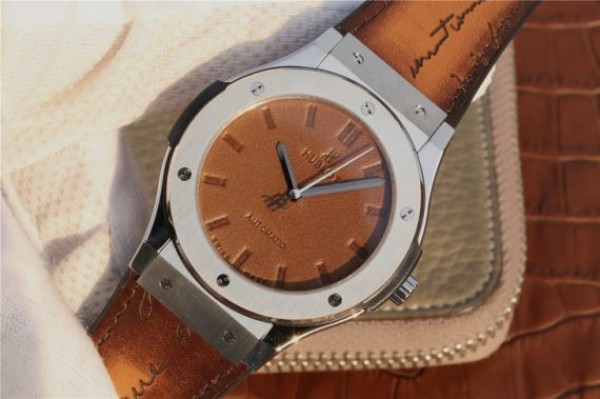 Replica Hublot Classic Fusion 45mm SS Berluti Scritto Brown Leather Dial Gummy Strap A2892