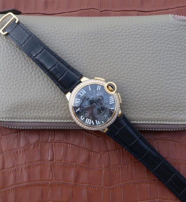 Replica Cartier Ballon Bleu De Cartier Chrono YG Black Dial Diamonds Bezel A8101