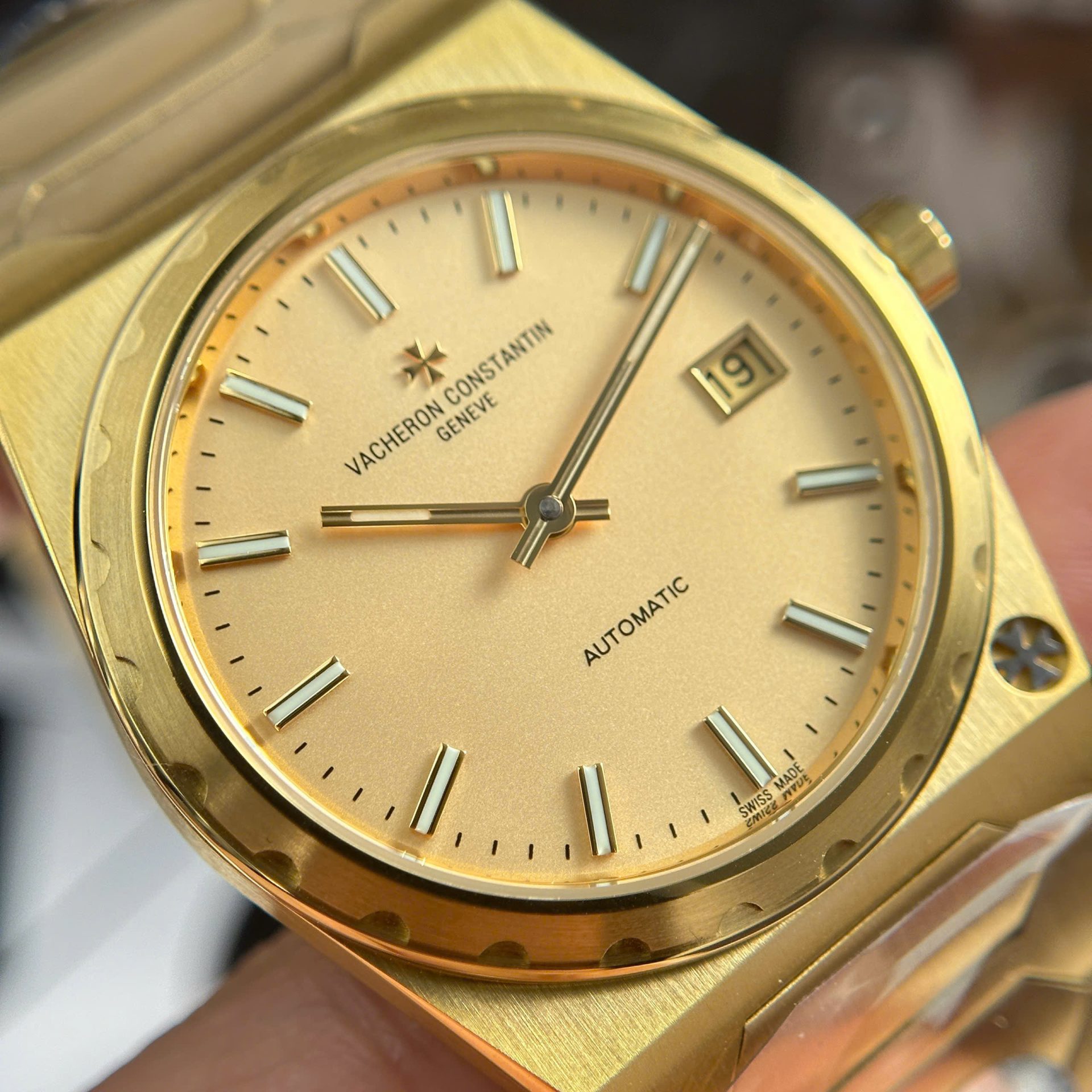 Vacheron Constantin Historiques 222 Fake Watch Yellow 8F Factory 37mm