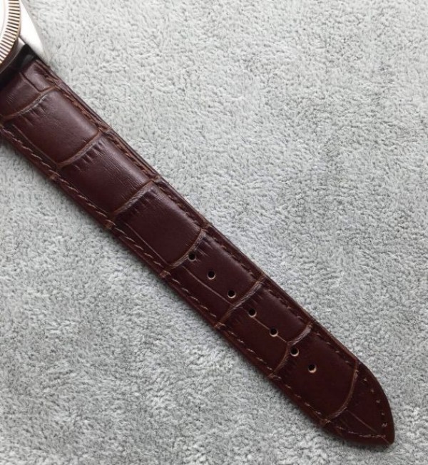Replica Omega Globemaster Master Chronometer Black Dial RG Bezel Leather Strap A8900