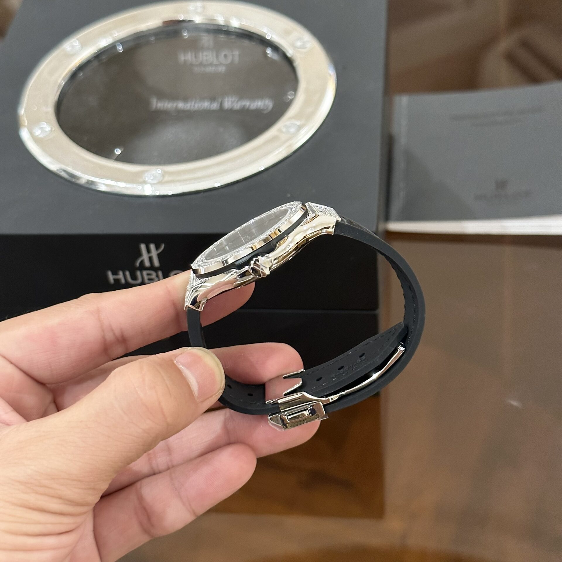 Hublot Classic Fusion Rep 1:1 Watch With Diamond Bezel Black HB Factory 38mm