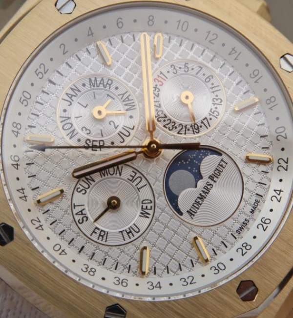 Replica Audemars Piguet JF Royal Oak 41mm 26574 YG White Dial Leather Strap A5134