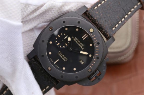Replica Panerai PAM508 VSF Real Ceramic Black Distressed Calfskin Strap P.9000