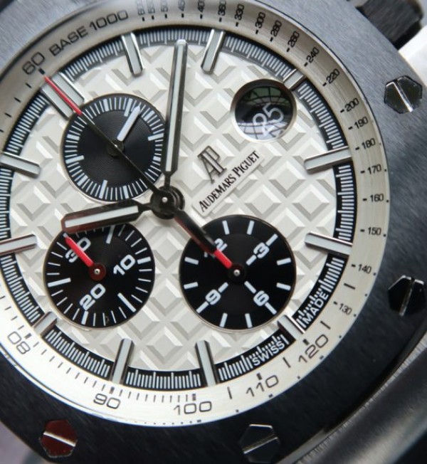 Replica Audemars Piguet JF Royal Oak Offshore 44mm White/Black Dial Rubber Strap A3126