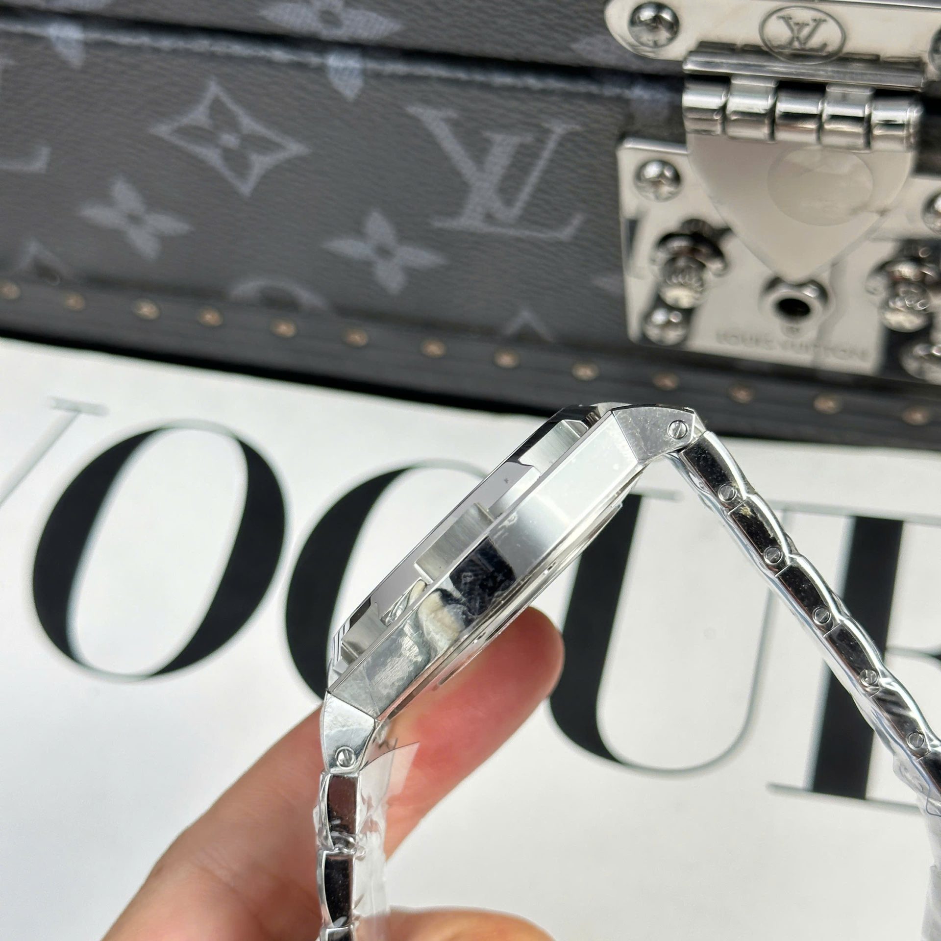 Vacheron Constantin Copies Watches Overseas Dual Time 47450 White 9F Factory 42mm