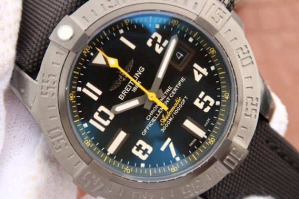 Replica Breitling Avenger II Seawolf PVD GF Black Dial Black Nylon Strap A2824