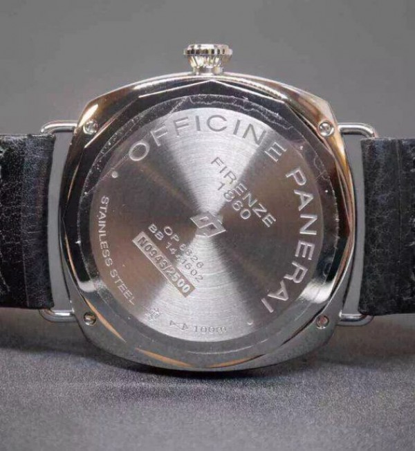 Replica Panerai PAM380 Black Dial Genuine Black Leather Strap A6497