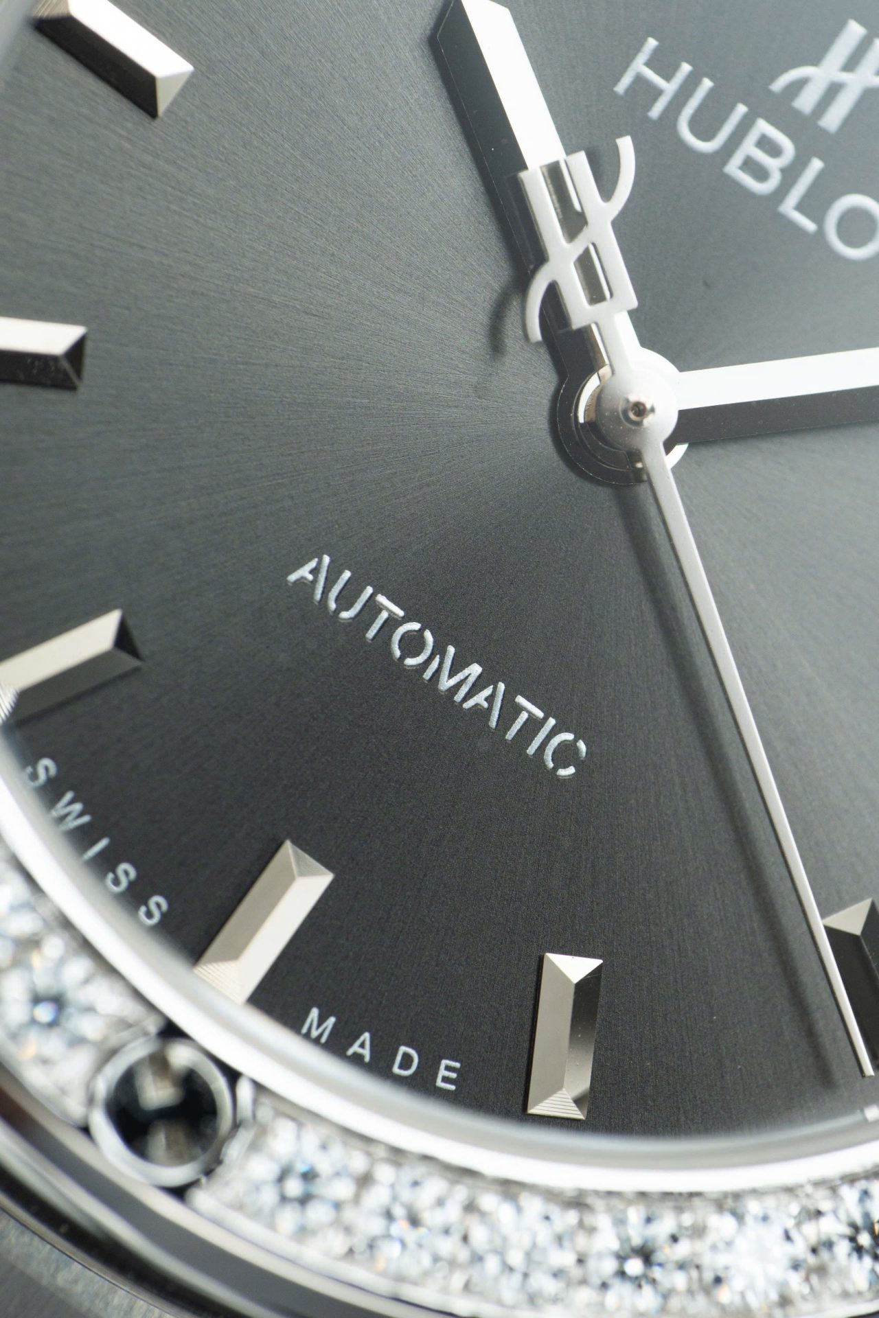 Hublot Classic Fusion Dial Gray Replica Watch Bezel Diamonds Moissanite 38mm
