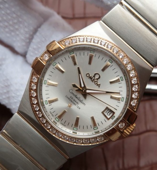 Replica Omega V6 Constellation 35mm White Dial Diamonds Bezel SS Bracelet A2500