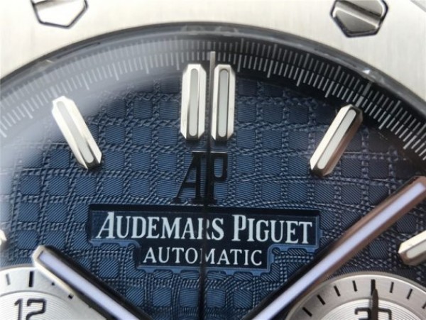 Replica Audemars Piguet Royal Oak Chronograph SS JHF Blue/White Dial SS Bracelet A7750