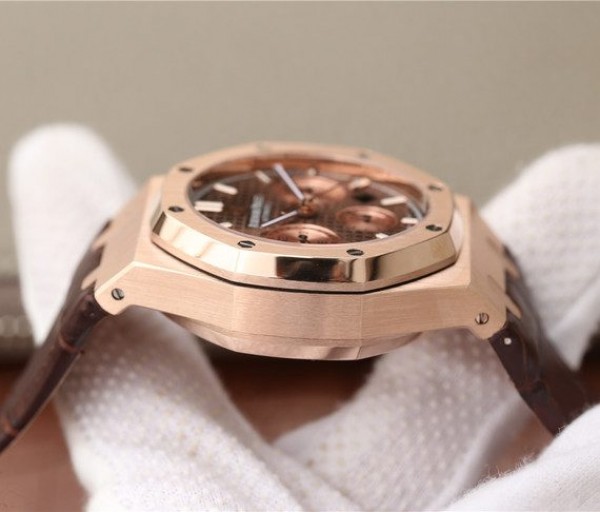 Replica Audemars Piguet Royal OAK Royal Oak Chronograph 26331 RG Brown Dial Leather Strap A7750
