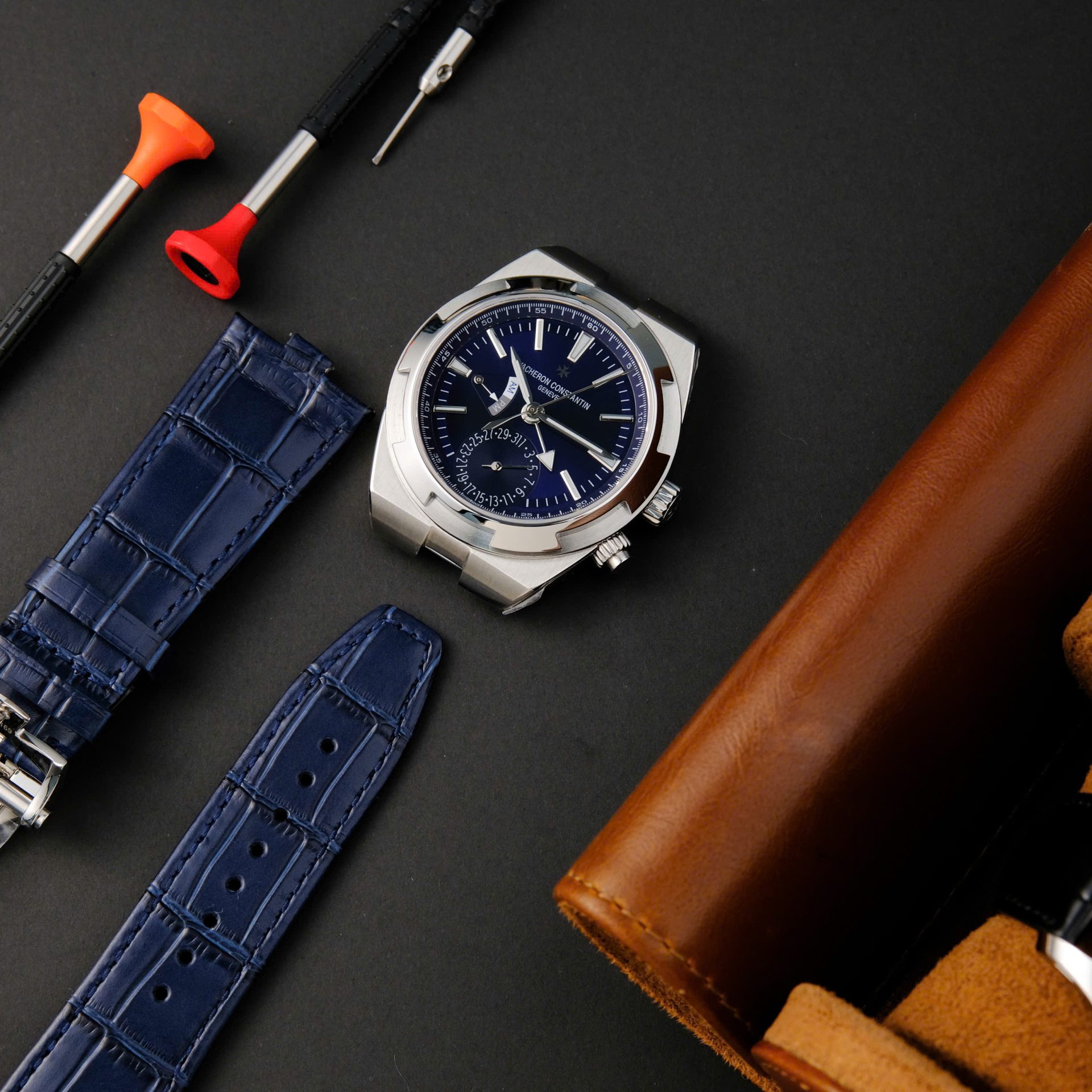 Vacheron Constantin Overseas Dual Time 7900V Replica Watch Blue Dial PZ Factory 41mm