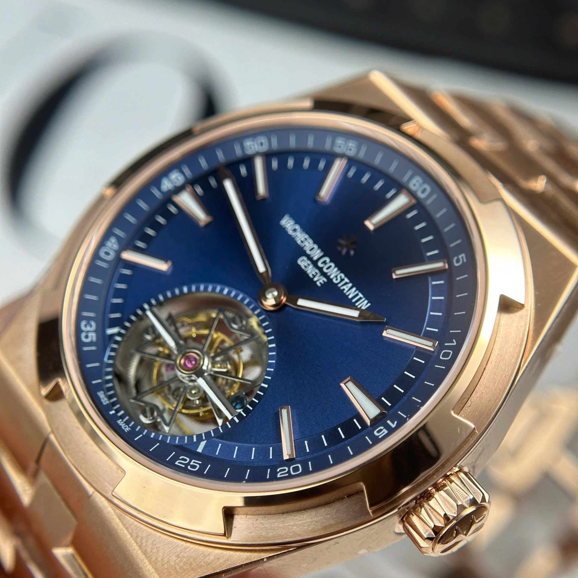 Vacheron Constantin Overseas 6000V Tourbillon Replica Watch 42.5mm