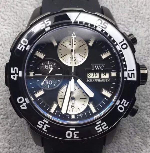 Replica IWC V6 Aquatimer Chronograph Black Rubber Strap