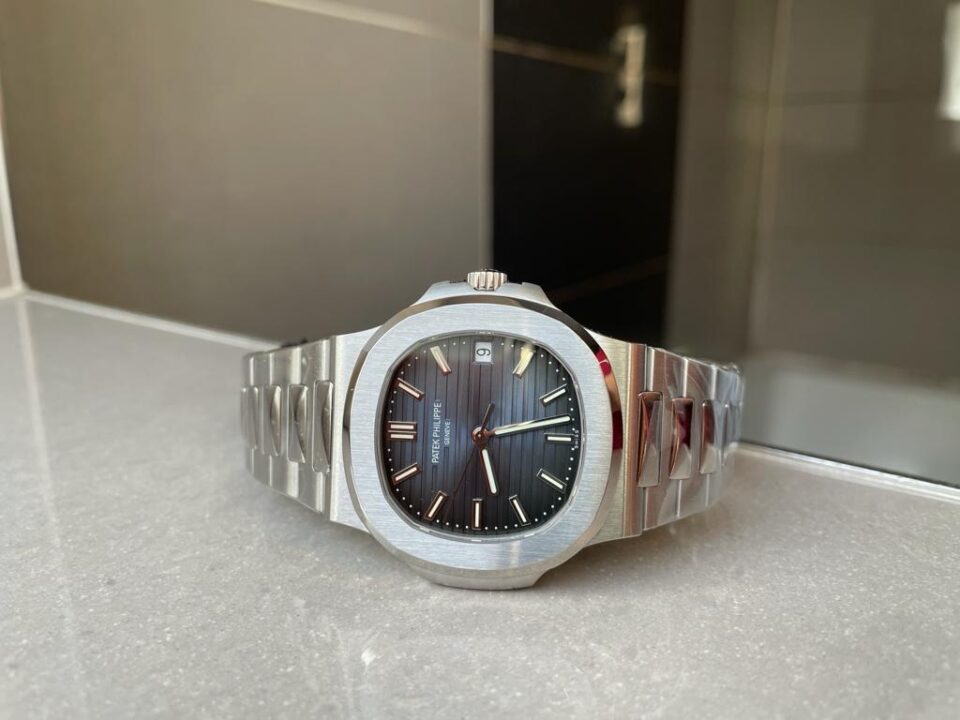 Replica PATEK PHILIPPE Nautilus 5711 PPF 1:1 Best Edition Gray Textured Dial on SS Bracelet 324CS