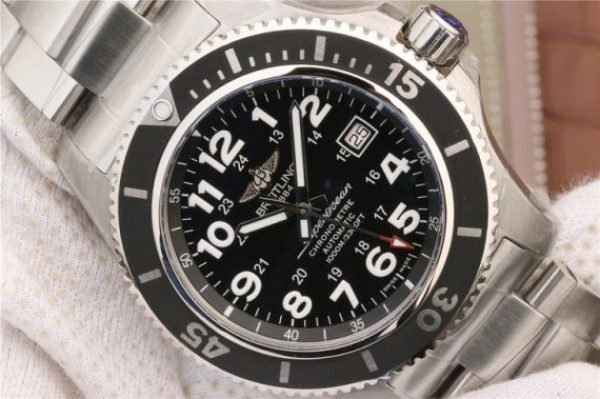 Replica Breitling SuperOcean  II 44mm GF Black Dial SS Bracelet A2824