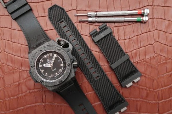 Replica Hublot King Power OceanGraphic 4000 CF V6F White Markers Rubber Strap A7750