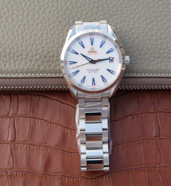 Replica Omega Seamaster 150M Ryder Cup White Textured Dial SS Bracelet A8500