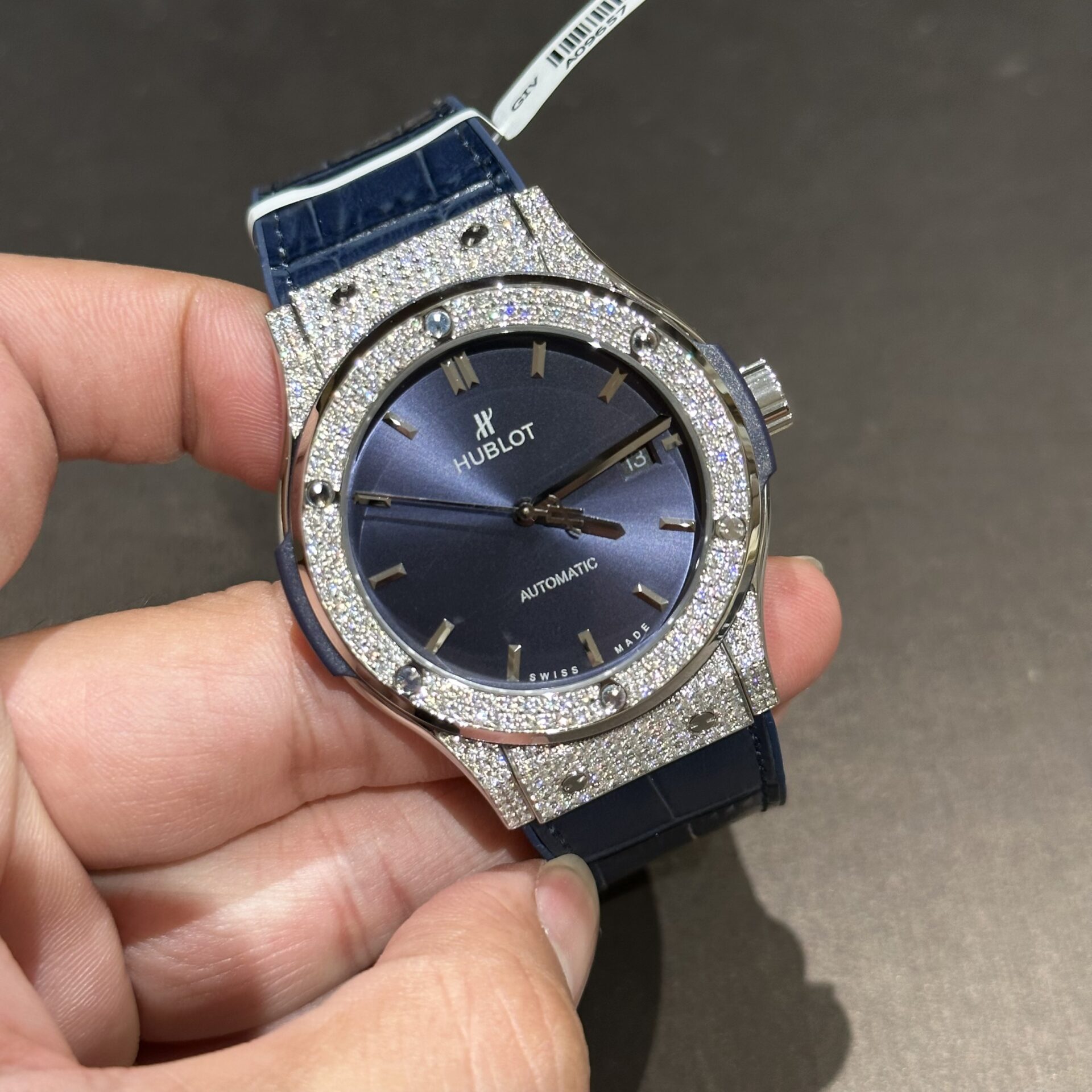 Hublot Replica Watch With Full Diamond Moissanite Diamonds Blue Dial 42mm