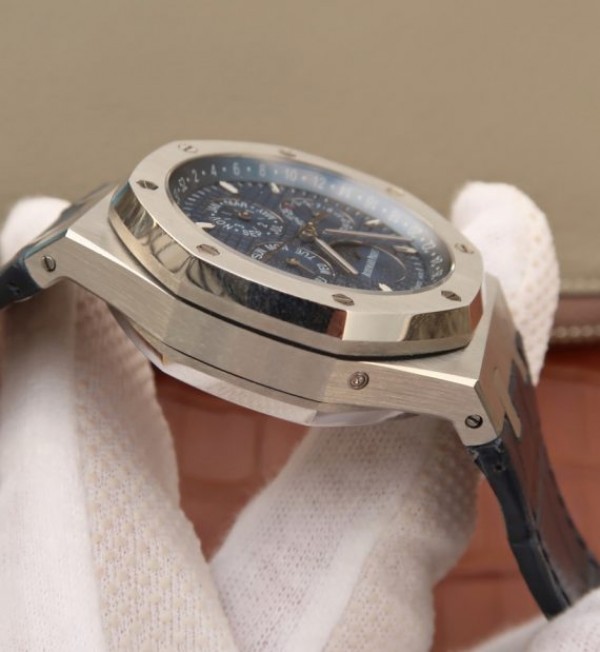 Replica Audemars Piguet JF Royal Oak 41mm 26574 SS Blue Dial Leather Strap A5134