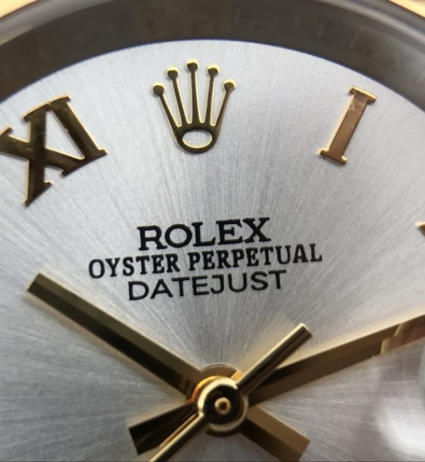Replica Rolex DateJust 31mm Diamonds Bezel Roman Markers White Dial Bracelet A2235