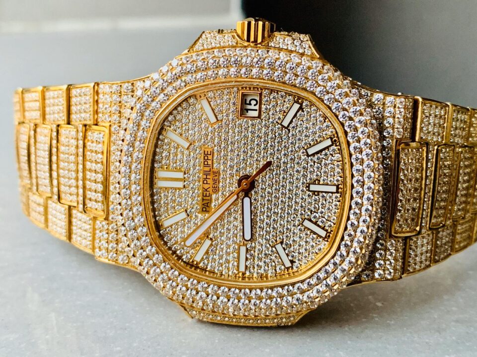 Replica PATEK PHILIPPE ICED Nautilus Jumbo 5711 YG TWF Full Paved Diamonds Dial Case and Bracelet A324