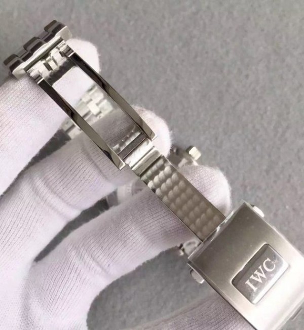 Replica IWC MKF Mark XVIII IW3270 White Dial SS Bracelet A2892