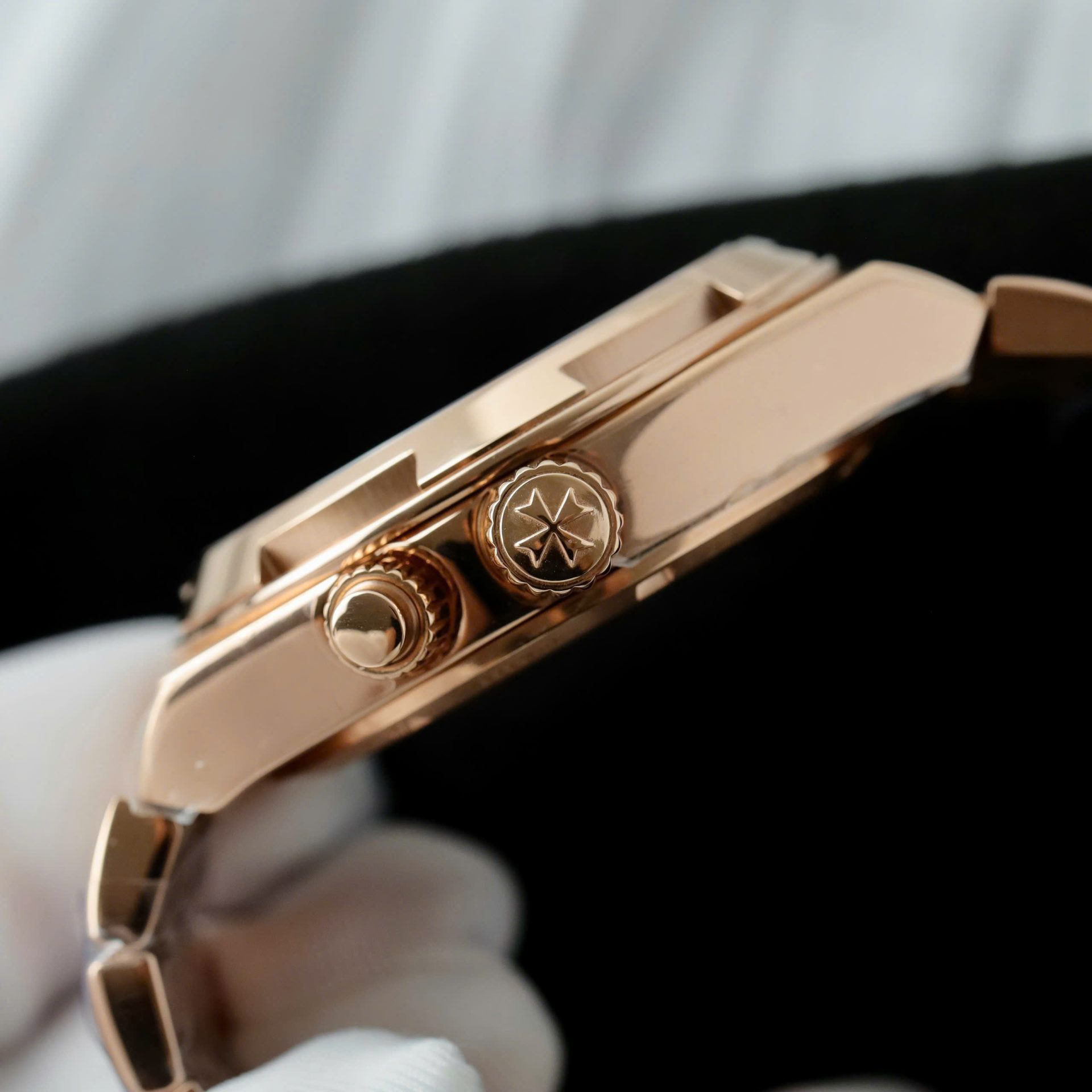 Vacheron Constantin Overseas Dual Time 7920V Replica Watch Dial Green 41mm