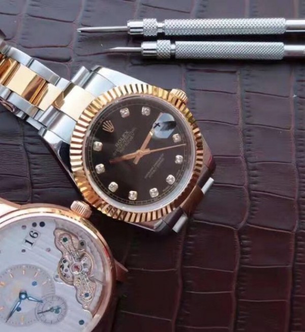 Replica Rolex Noob DateJust 126333 YG Wrapped Black Dial