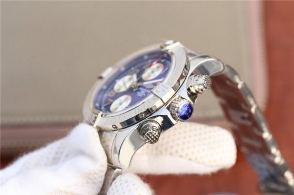 Replica Breitling Avenger II Chronograph 43mm SS GF Blue/White Dial SS Bracelet A7750