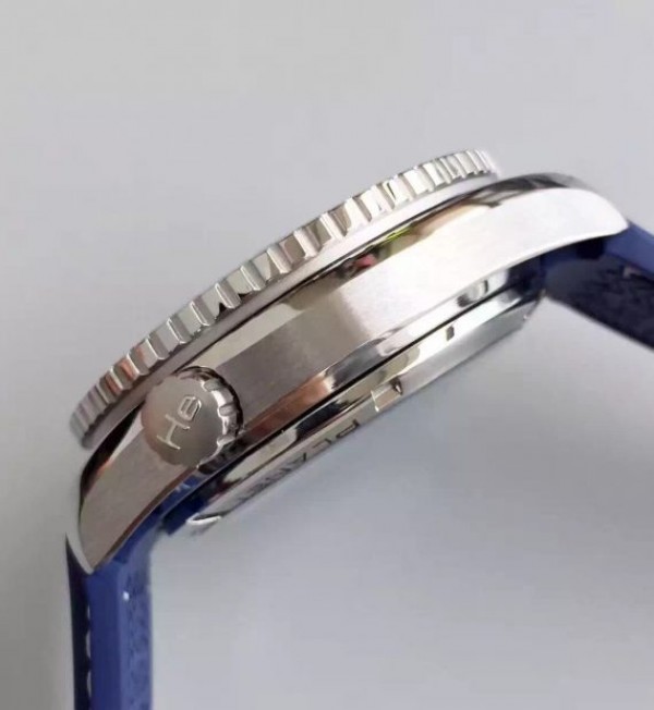 Replica Omega Planet Ocean SS GMT Blue Dial Silver Markers Blue Rubber Strap A8605