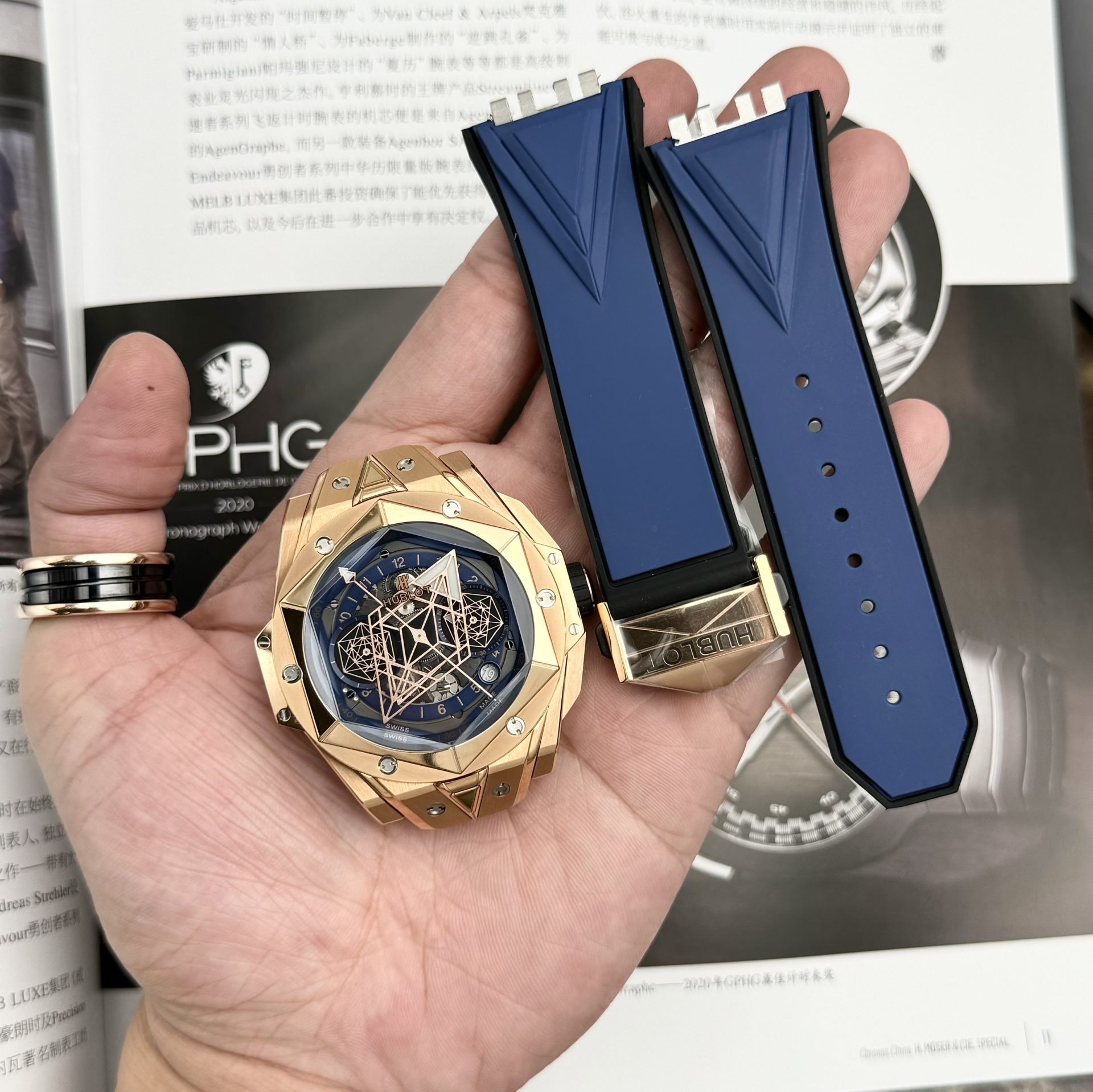 Hublot Replica Watch Big Bang Sang Bleu II King Gold Blue Dial BBF 45mm