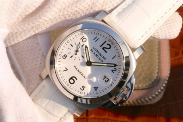 Replica Panerai PAM049 XF White Dial White Leather Strap A7750