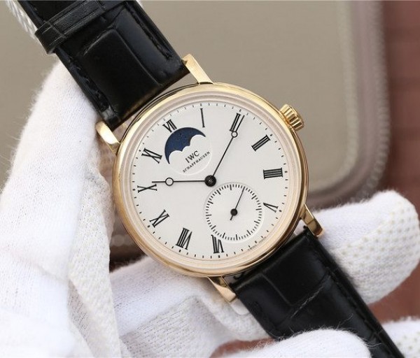 Replica IWC Vintage IW544803 White Dial YG Black Leather Strap