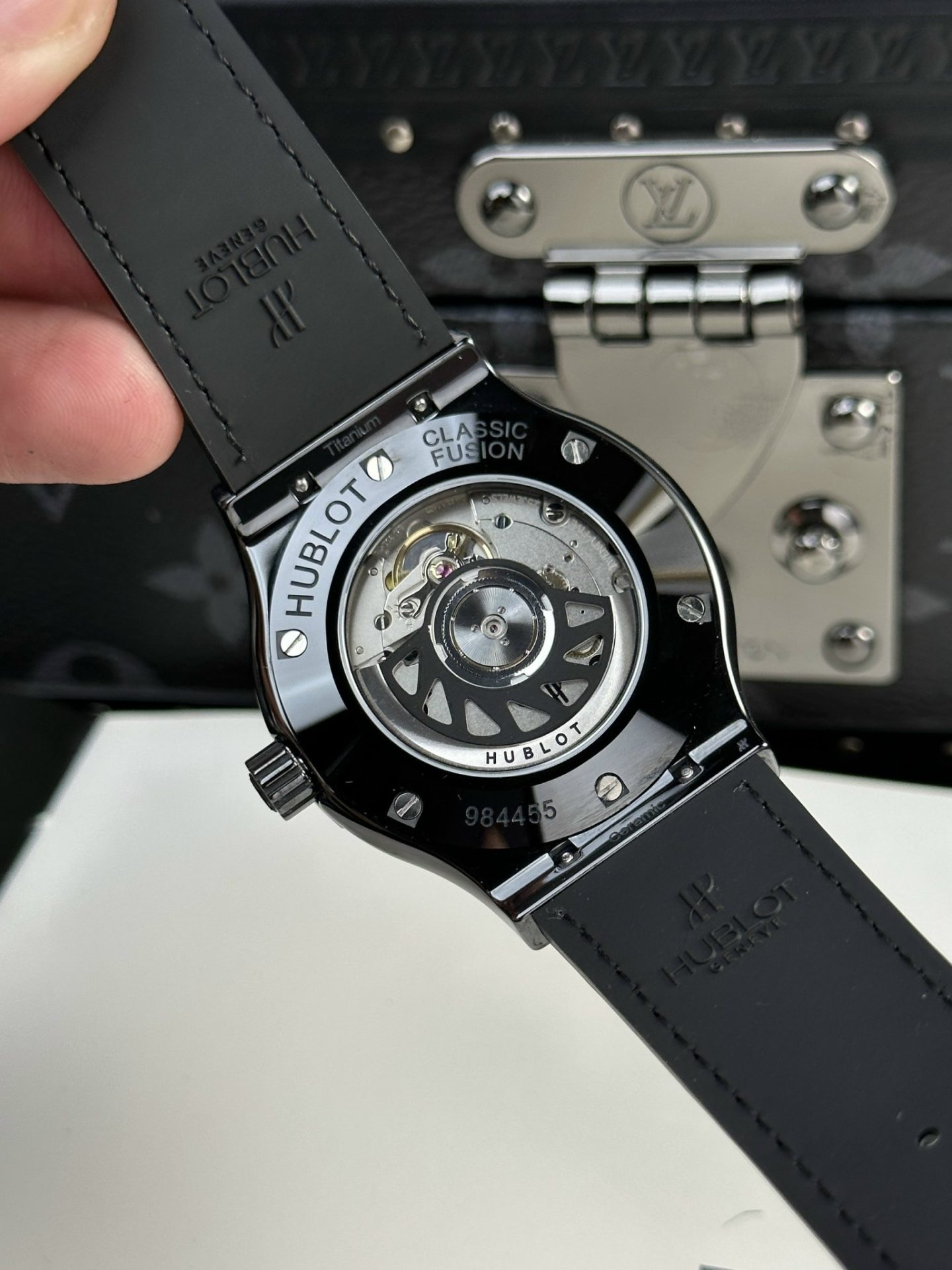 Hublot Classic Fusion Replica Watch Refined Ceramic Carbon Dial 42mm