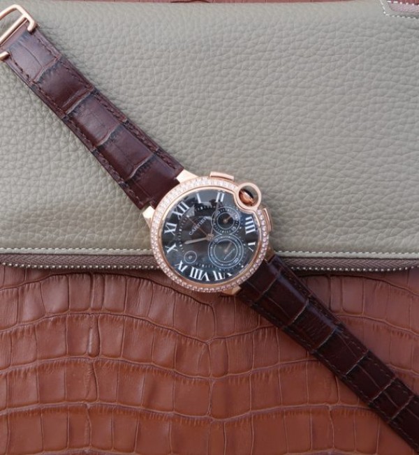 Replica Cartier Ballon Bleu De Cartier Chrono RG Black Dial Diamonds Bezel A8101