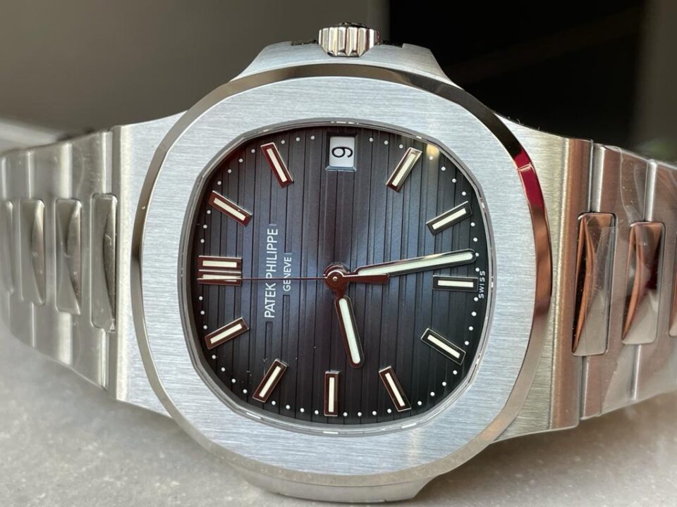 Replica PATEK PHILIPPE Nautilus 5711 PPF 1:1 Best Edition Gray Textured Dial on SS Bracelet 324CS