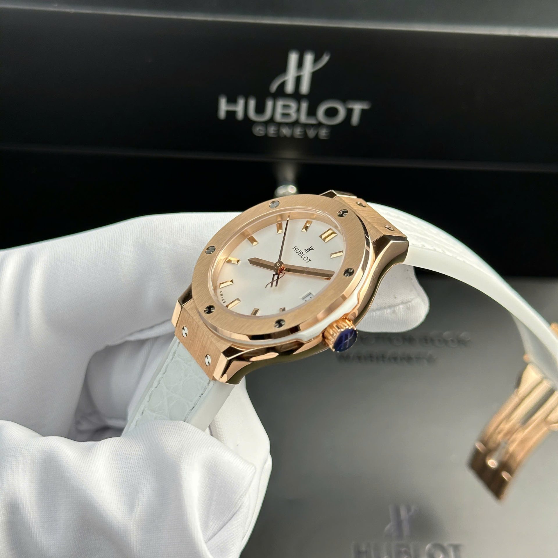 Hublot Classic Fusion King Gold Replica Watch Womens White HB Factory 33mm