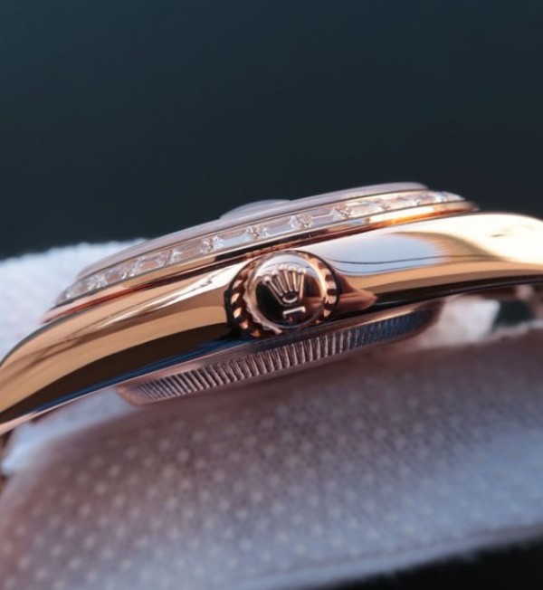 Replica Rolex Noob Day-Date 218399 RG Full Diamonds A3255